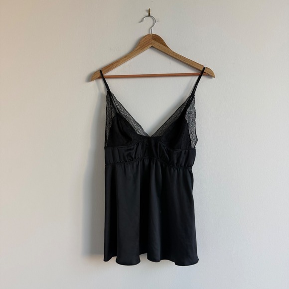 Victoria's Secret Tops - Victoria's Secret Black Lace and Satin Cami Size Large‎